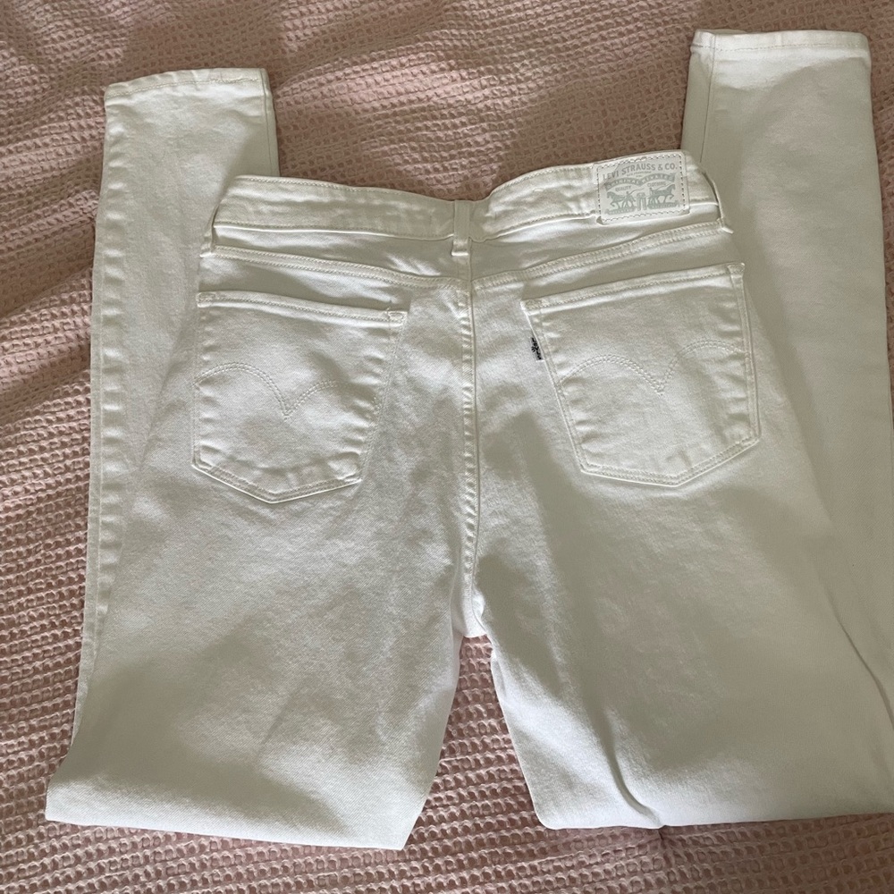 Levi 711 white skinny jeans